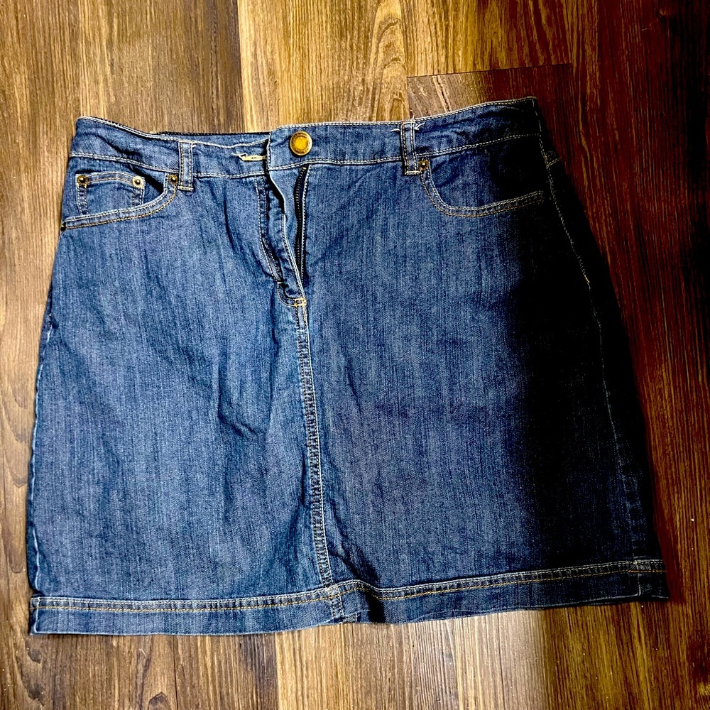 Denim 4 Pocket Navy blue inside lined Skort